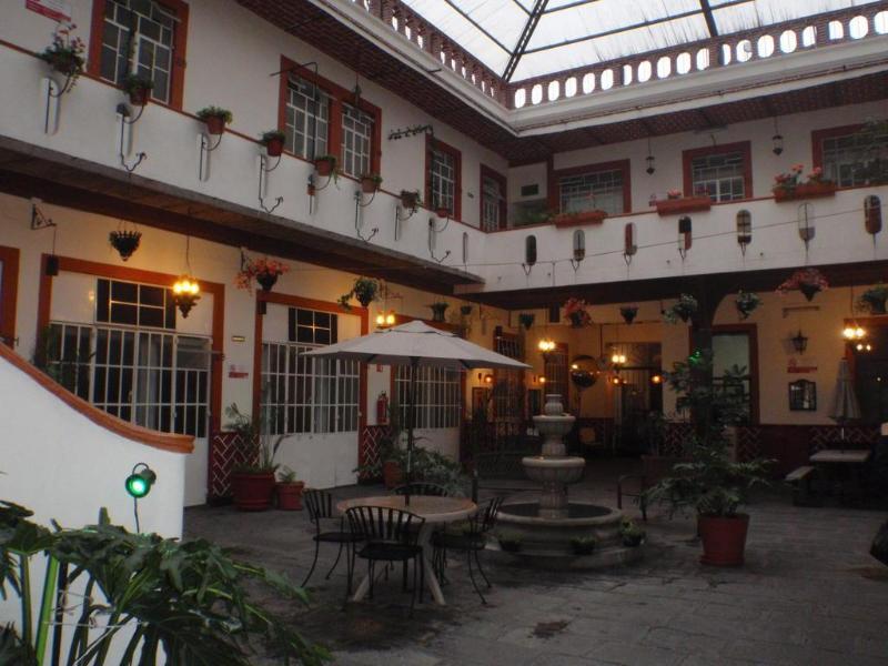 Capital O Del Paseo Hotel Puebla Exterior photo